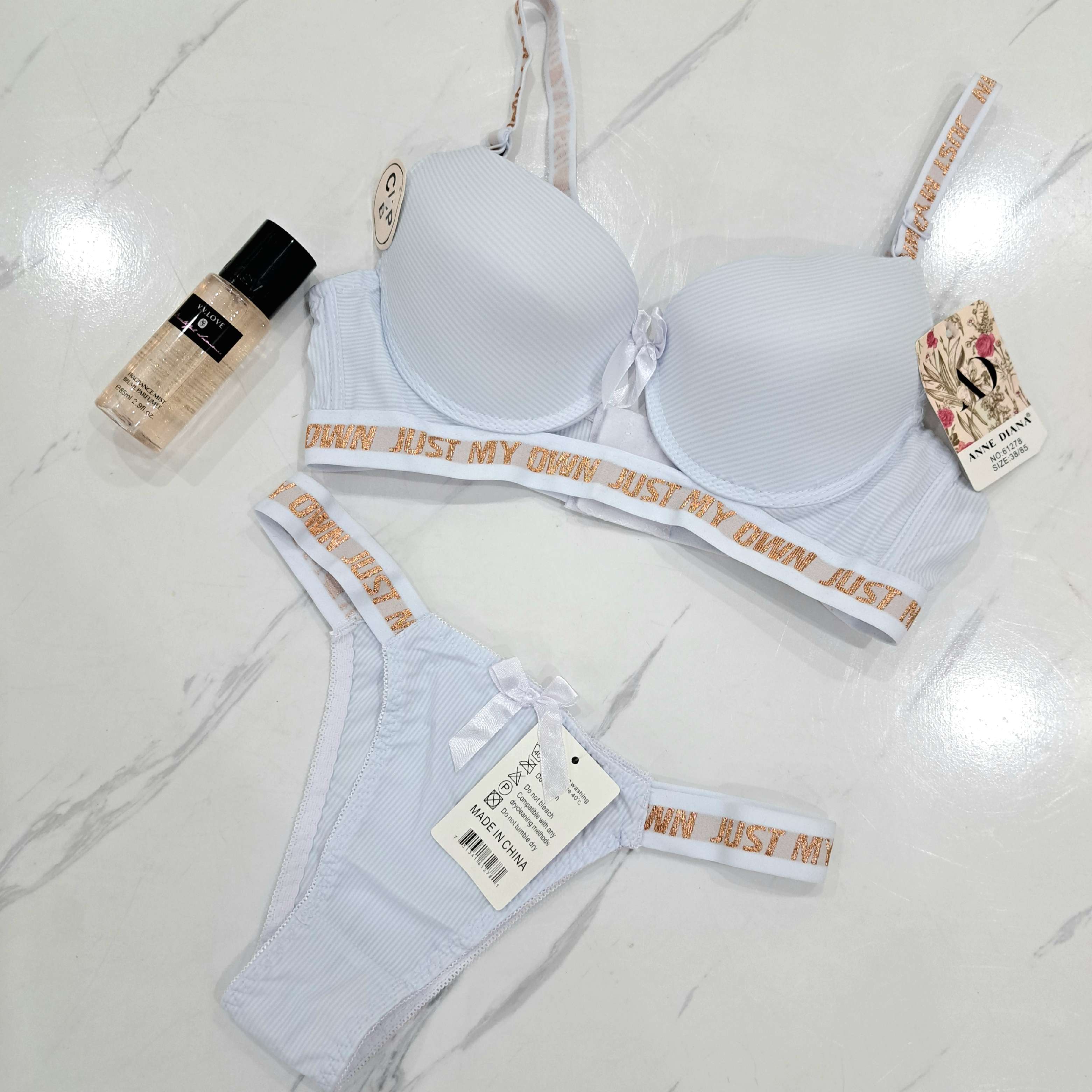 ست شورت سوتین صورتی