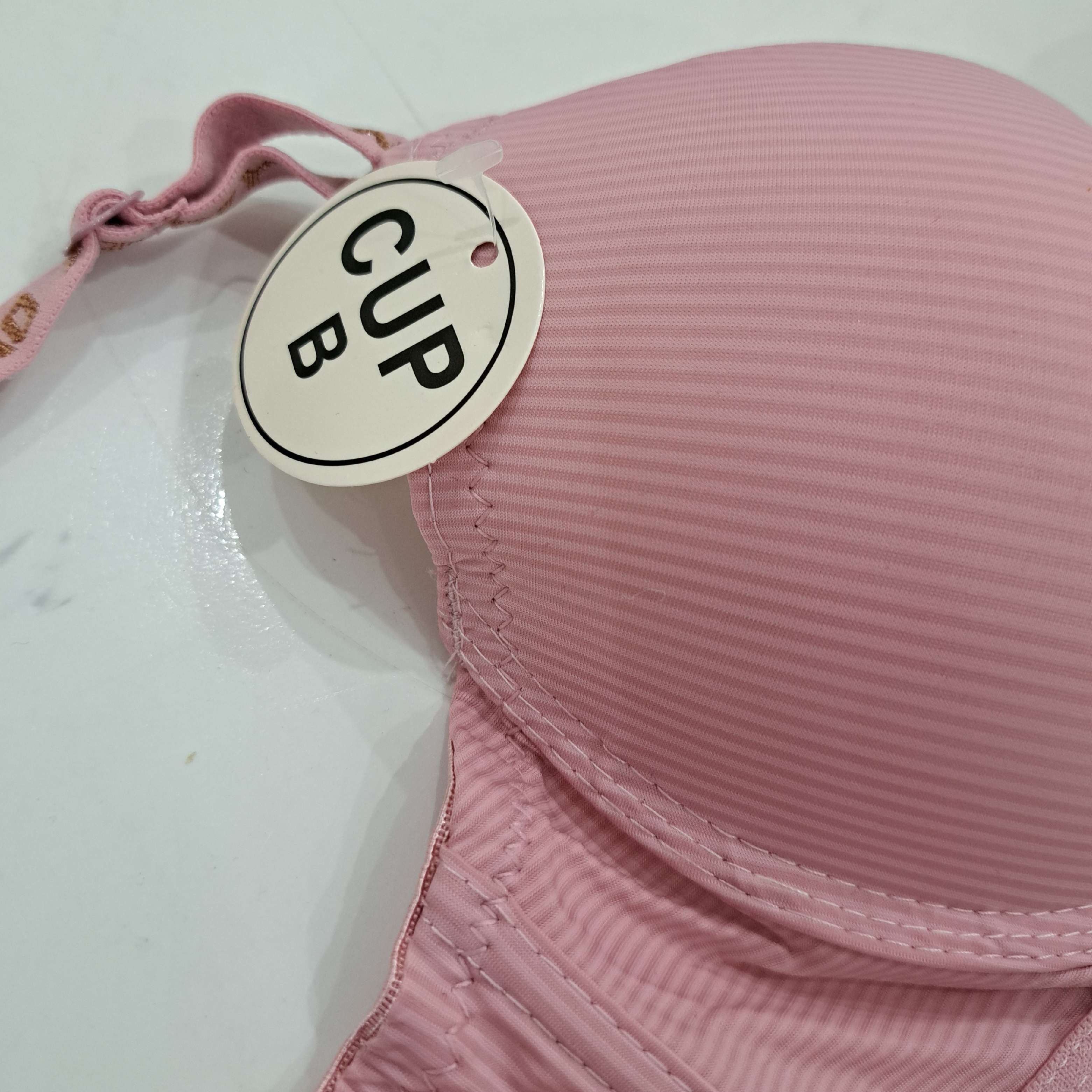 ست شورت سوتین صورتی