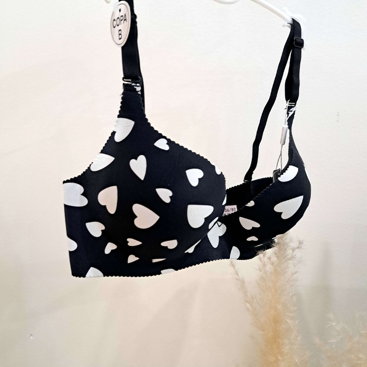 سوتین مشکی خال خالی