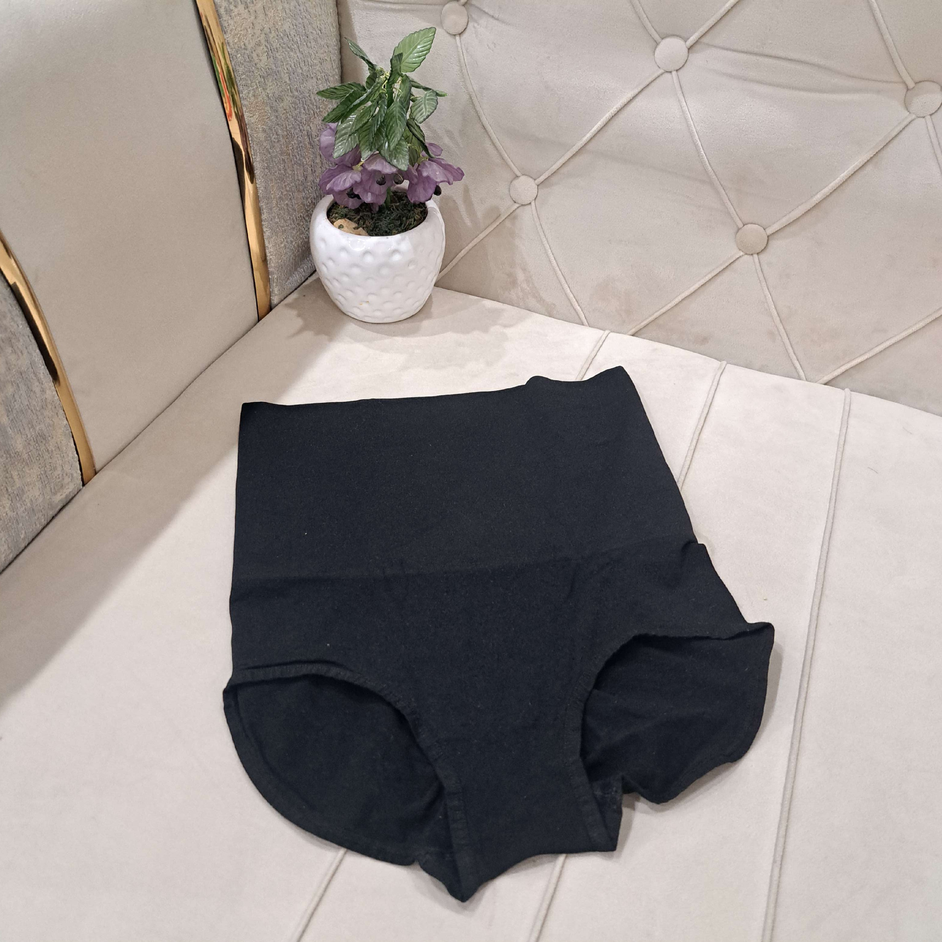 شورت گنی زنانه