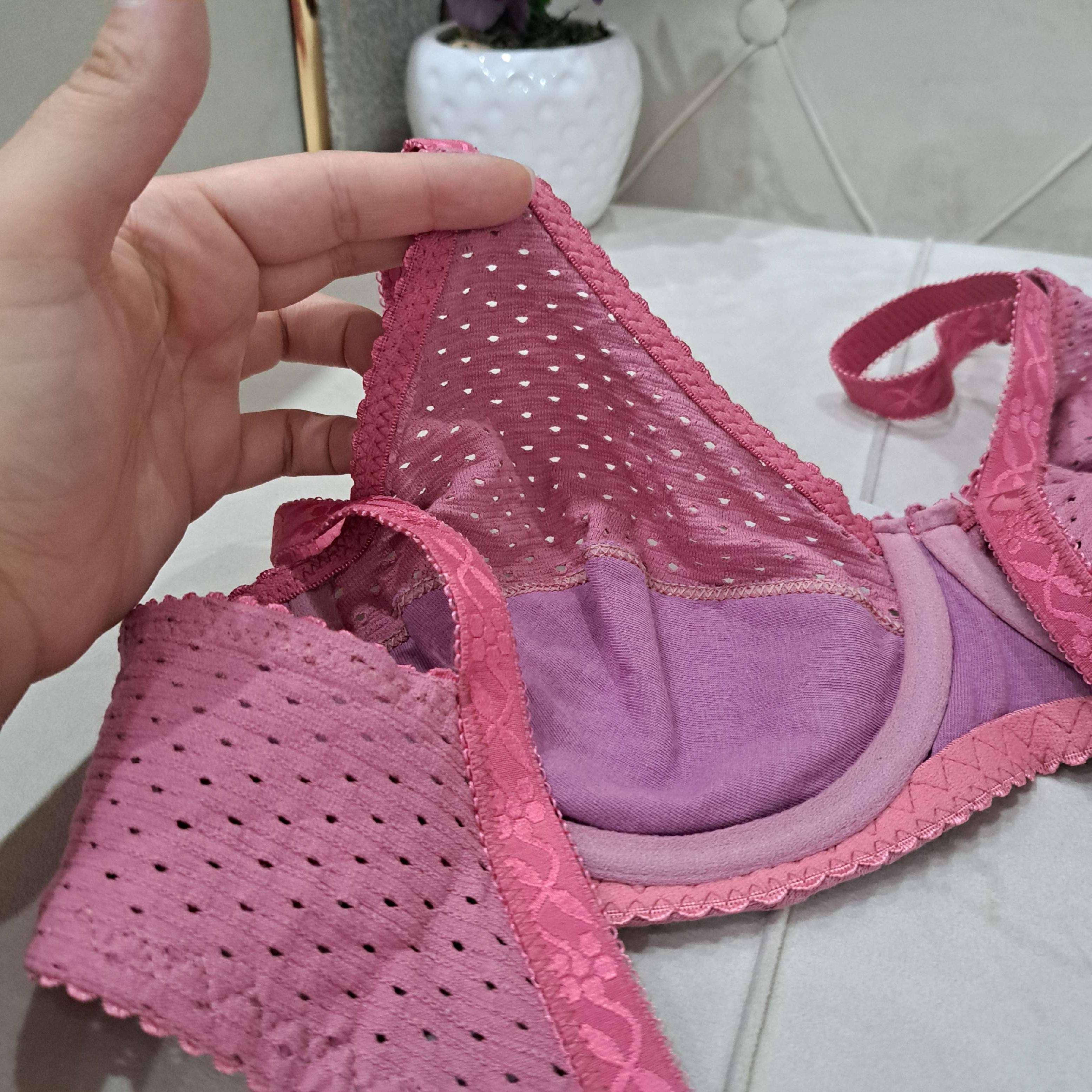 سوتین نخی زنانه