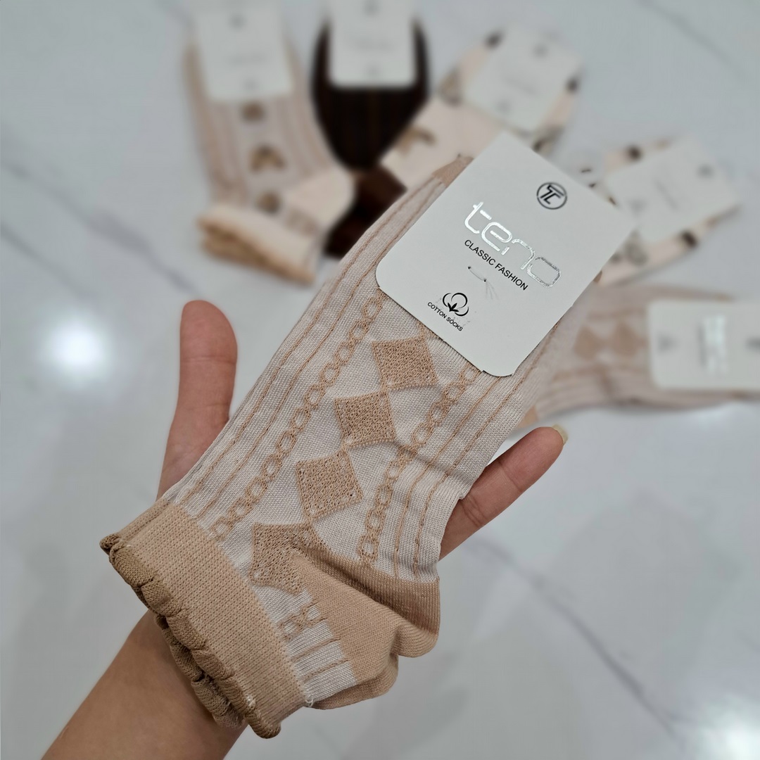 جوراب زنانه طرح دار عروسکی