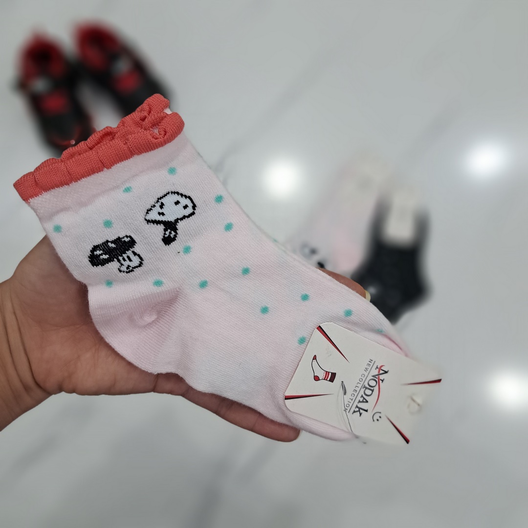 جوراب دخترانه مدل قارچی مناسب 7 تا 9 سال